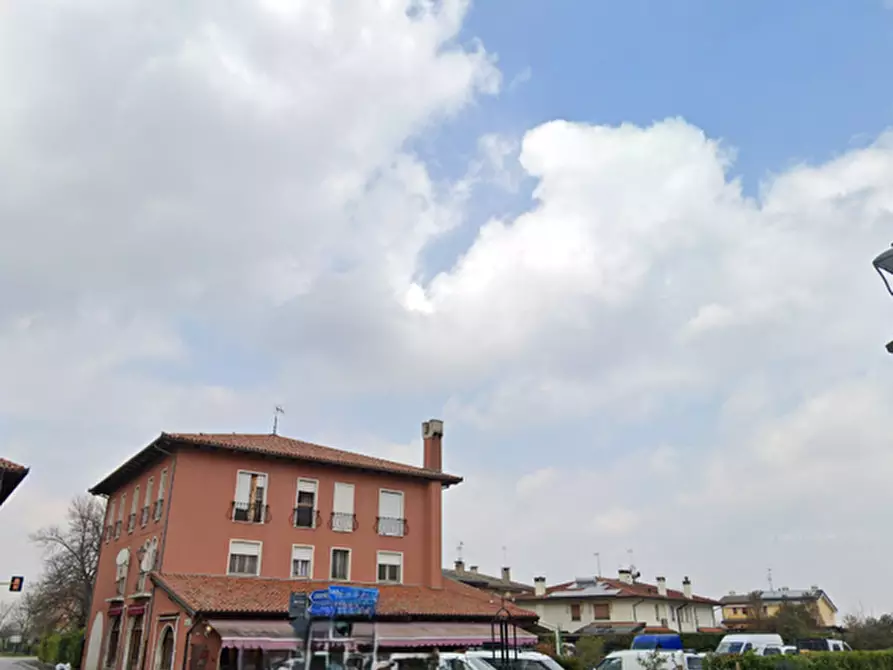 Immagine 19 di Negozio in vendita  in Via Nicolò Bettoni a Fossalta Di Portogruaro