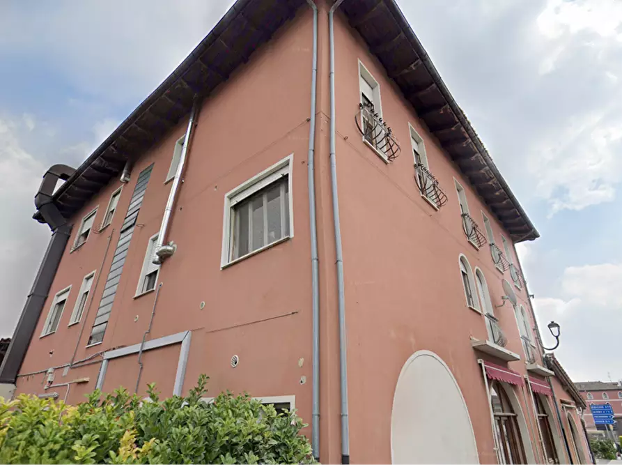 Immagine 23 di Negozio in vendita  in Via Nicolò Bettoni a Fossalta Di Portogruaro