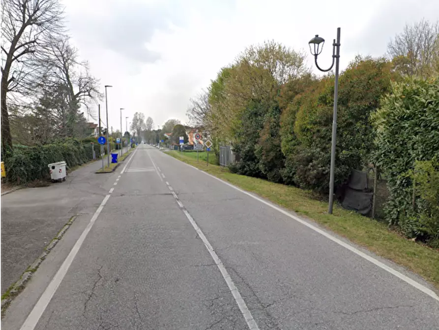 Immagine 33 di Negozio in vendita  in Via Nicolò Bettoni a Fossalta Di Portogruaro