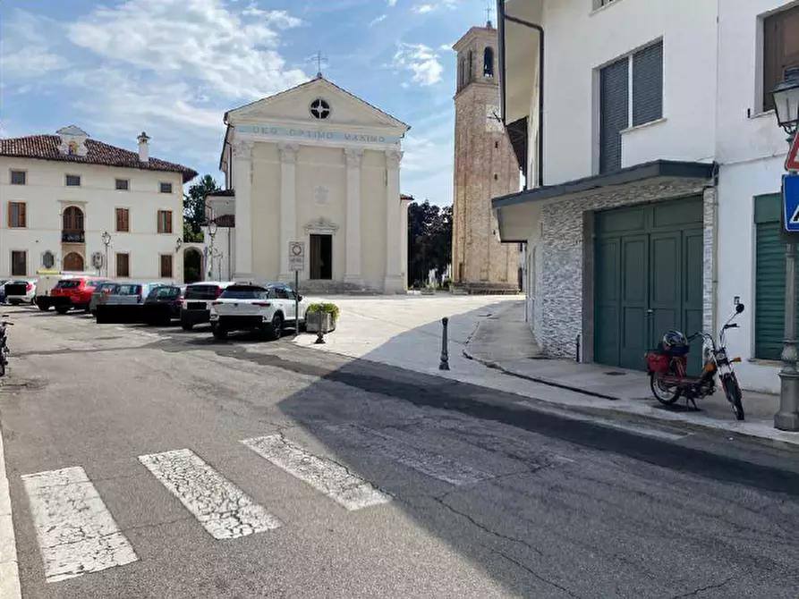 Immagine 4 di Appartamento in vendita  in Piazza Vittorio Emanuele II a Zoppola