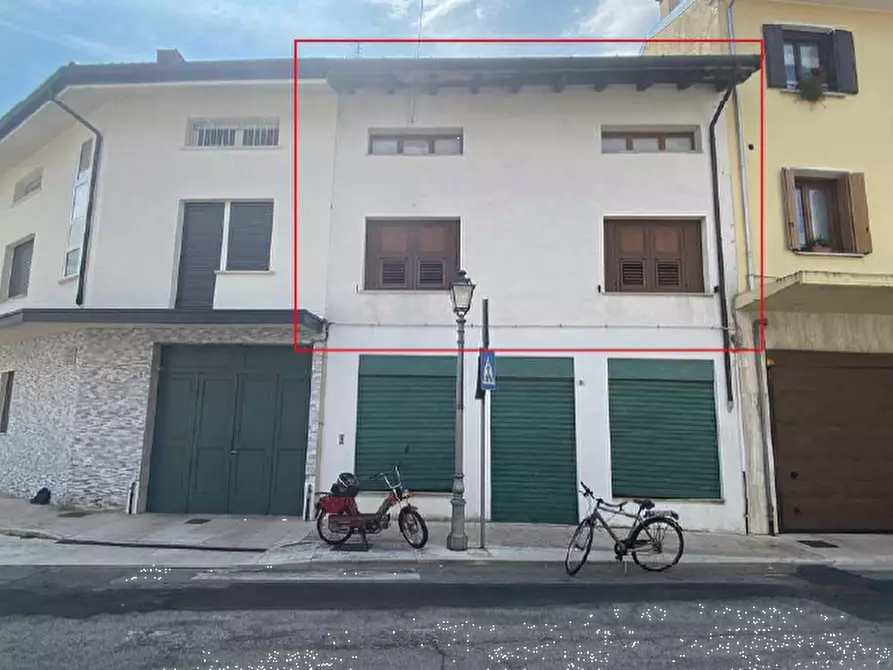 Immagine 5 di Appartamento in vendita  in Piazza Vittorio Emanuele II a Zoppola