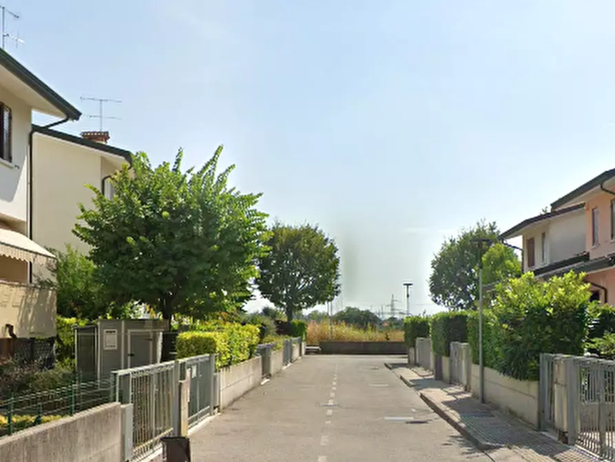Immagine 32 di Porzione di casa in vendita  in via Padova a Sacile