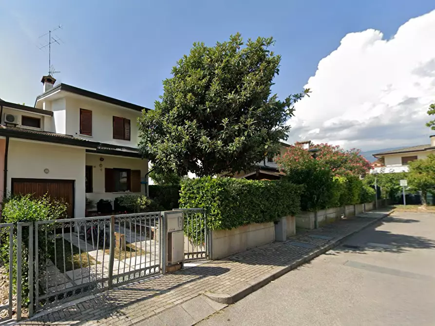 Immagine 38 di Porzione di casa in vendita  in via Padova a Sacile