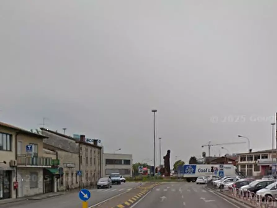 Immagine 6 di Appartamento in vendita  in Viale Trieste a Montecchio Maggiore