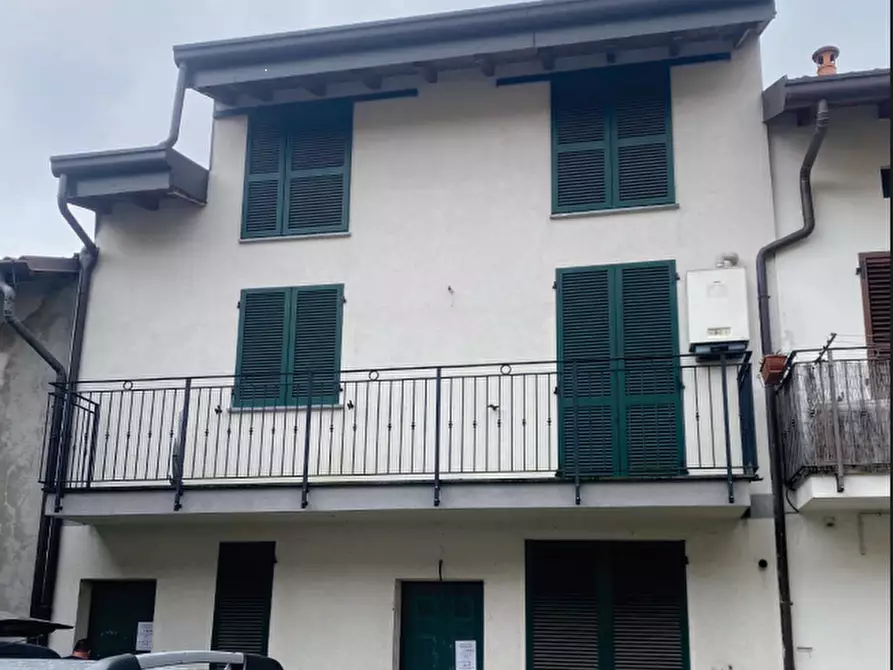 Immagine 2 di Appartamento in vendita  in Corso Milano a Barlassina