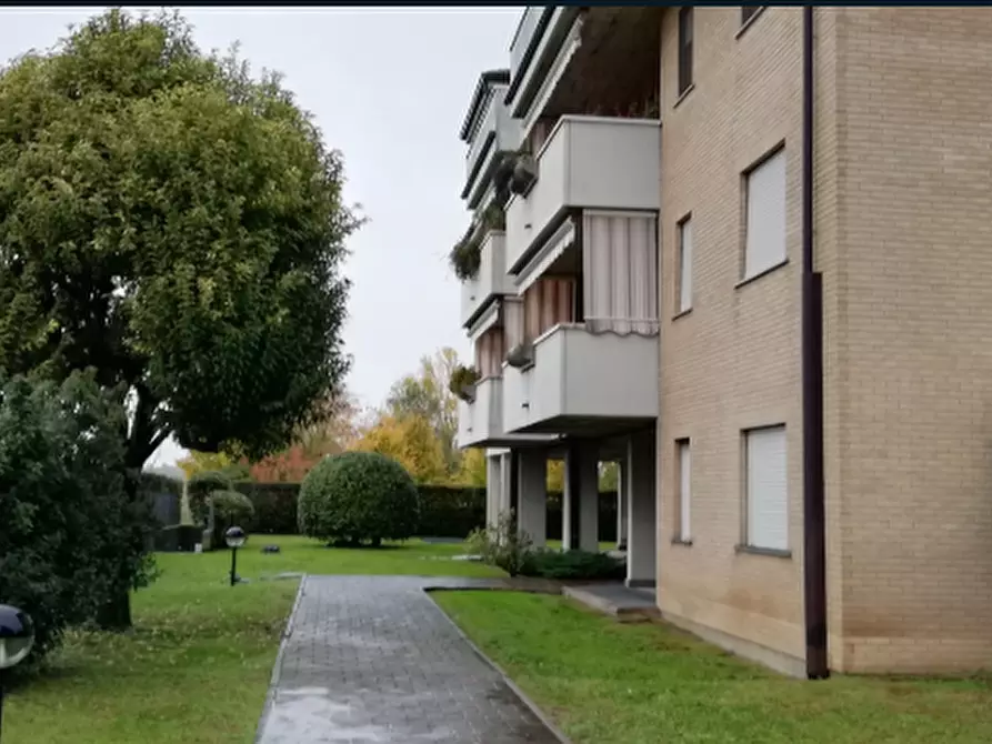Immagine 2 di Appartamento in vendita  in Via Venezia a Nova Milanese