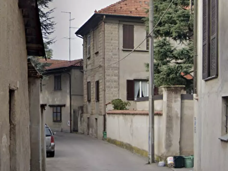 Immagine 8 di Appartamento in vendita  in Via Cantore A.  a Lentate Sul Seveso
