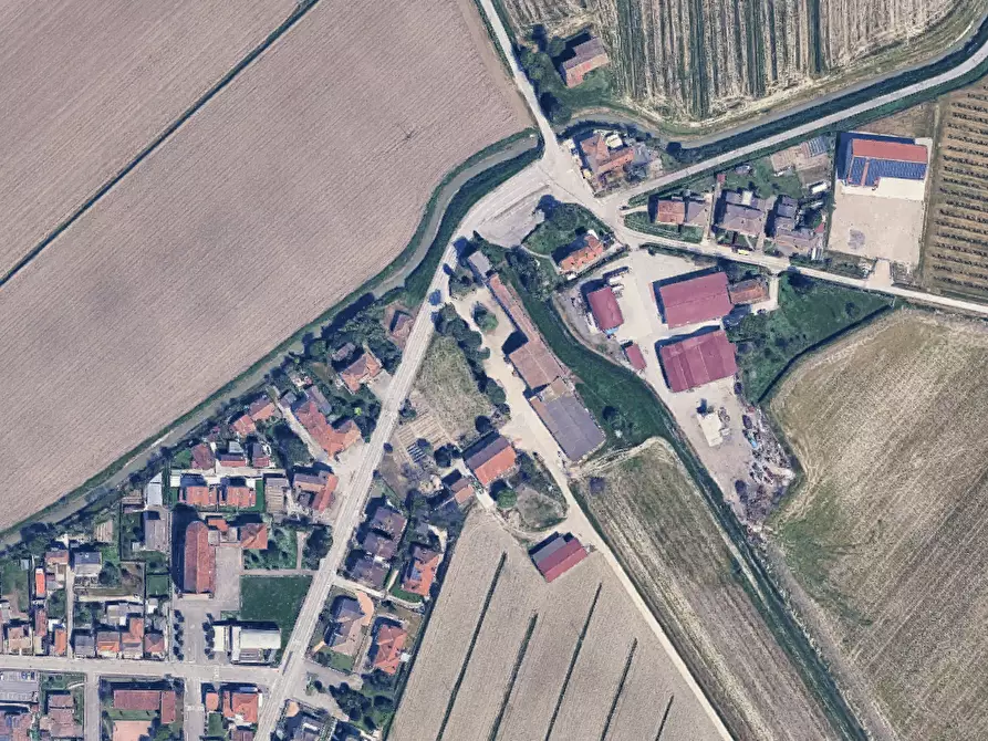 Immagine 25 di Negozio in vendita  in Strada Brussa a Caorle