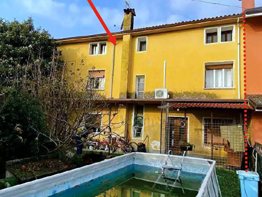 Immagine 2 di Porzione di casa in vendita  in Via Solari a Fiume Veneto