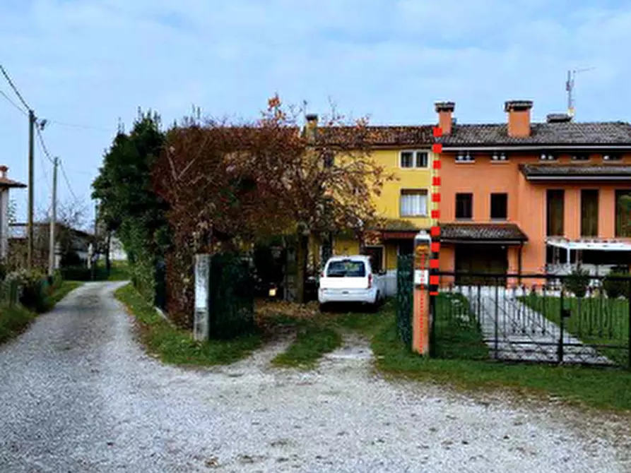 Immagine 6 di Porzione di casa in vendita  in Via Solari a Fiume Veneto