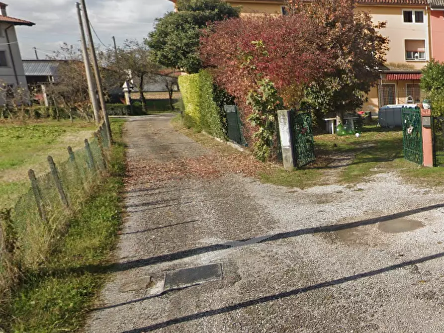 Immagine 14 di Porzione di casa in vendita  in Via Solari a Fiume Veneto