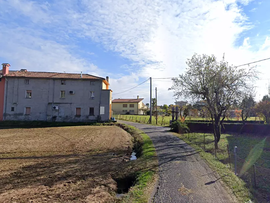 Immagine 25 di Porzione di casa in vendita  in Via Solari a Fiume Veneto