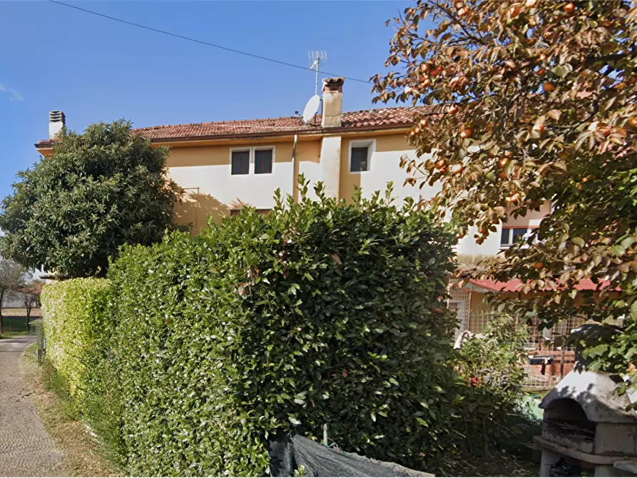 Immagine 30 di Porzione di casa in vendita  in Via Solari a Fiume Veneto