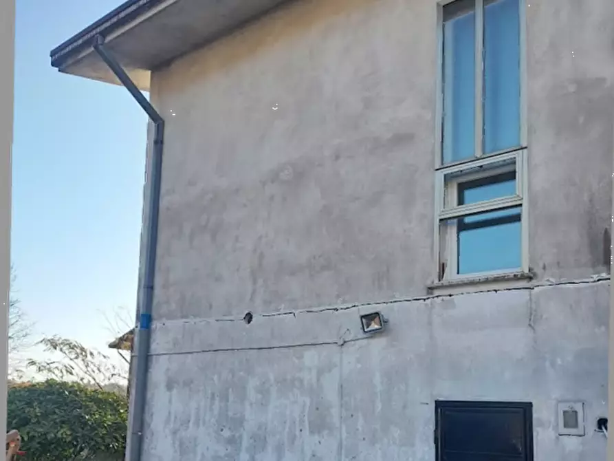 Immagine 10 di Porzione di casa in vendita  in Via Giuseppe Garibaldi a Travesio