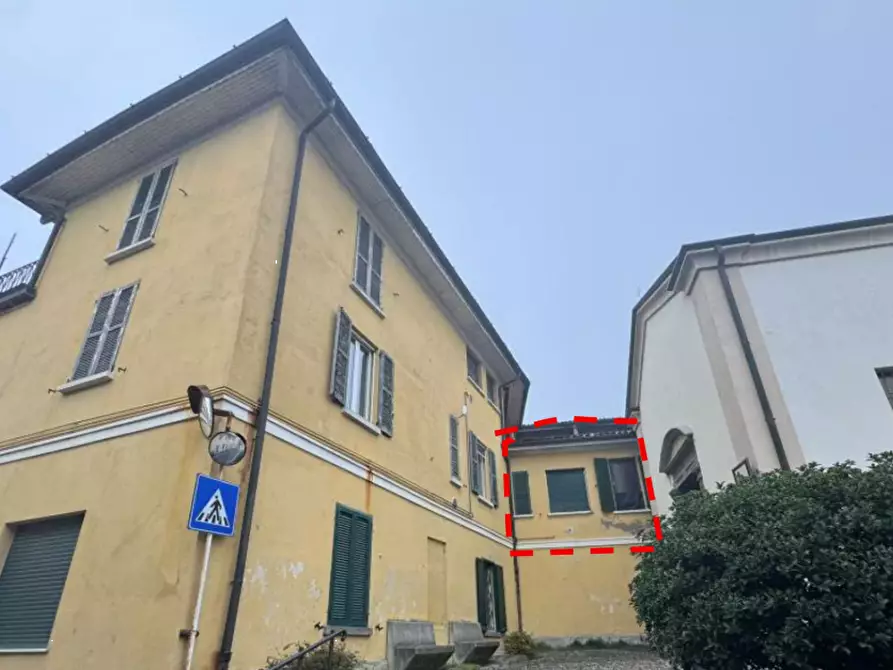 Immagine 2 di Appartamento in vendita  in Via San Nazzaro a Besana In Brianza