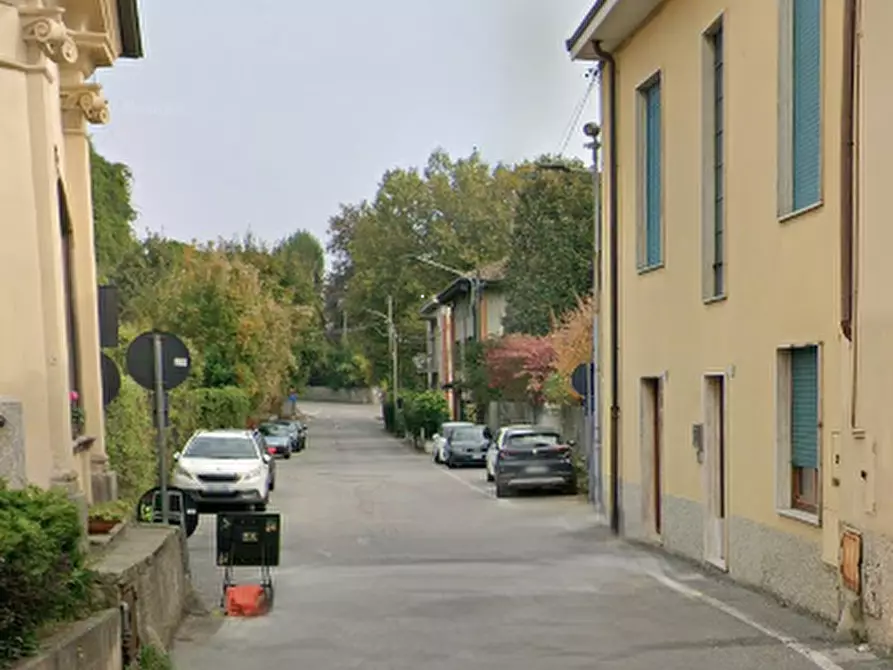 Immagine 7 di Appartamento in vendita  in Via San Nazzaro a Besana In Brianza