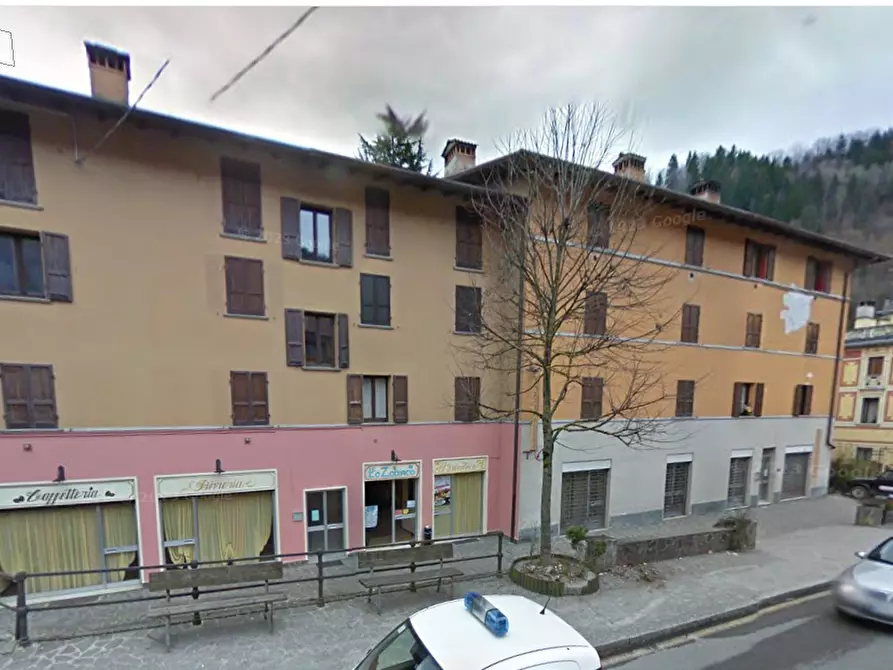 Immagine 2 di Appartamento in vendita  in Via Castiglioni a Collio