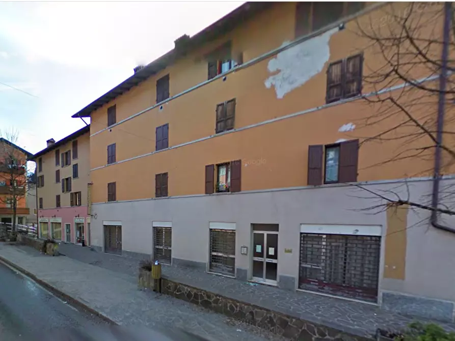 Immagine 3 di Appartamento in vendita  in Via Castiglioni a Collio