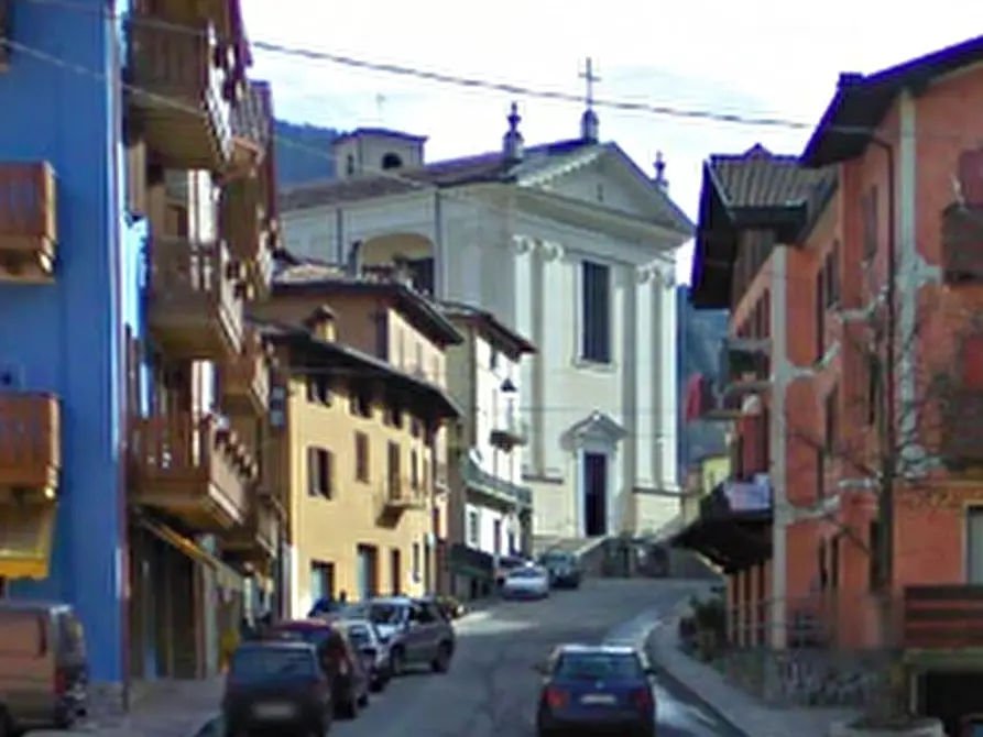 Immagine 5 di Appartamento in vendita  in Via Castiglioni a Collio