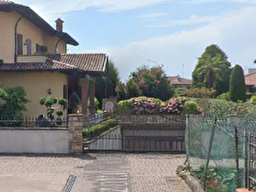 Immagine 7 di Appartamento in vendita  in Via Mazzotti Pietro a Castelcovati