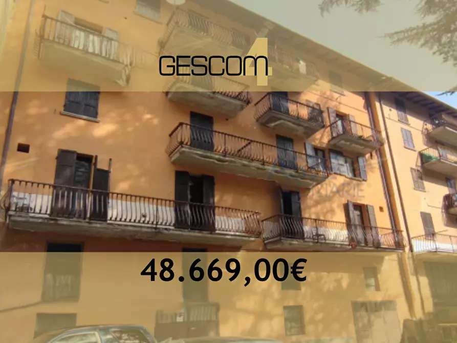 Immagine 1 di Appartamento in vendita  in Via Castiglione a Collio