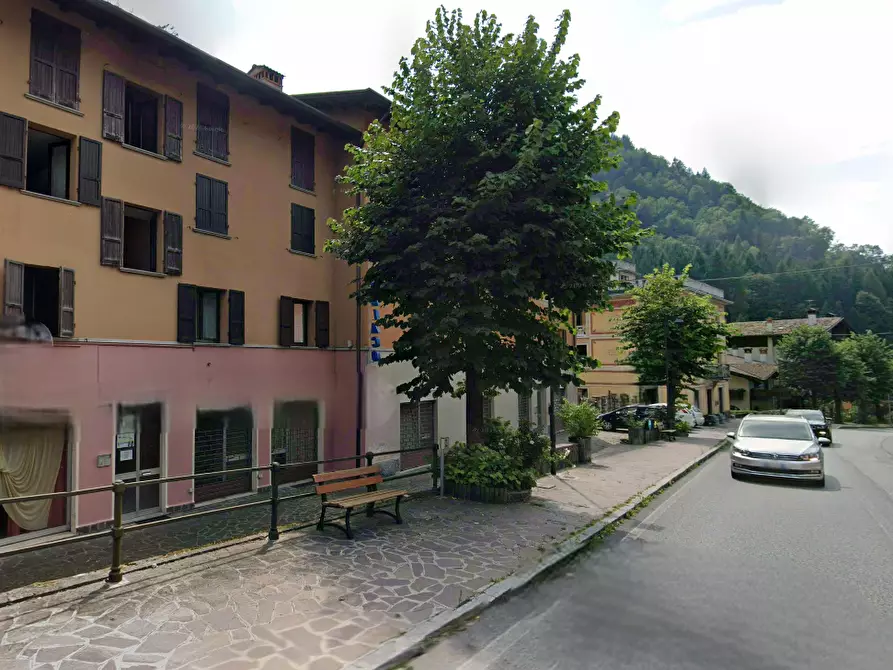Immagine 2 di Appartamento in vendita  in Via Castiglione a Collio