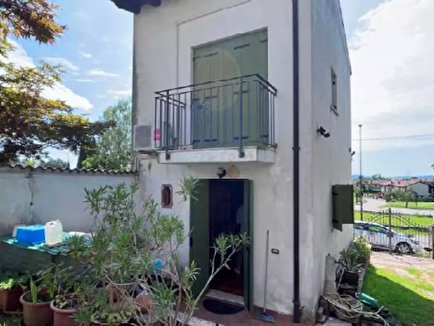 Immagine 12 di Appartamento in vendita  in Via dei Bert a Farra Di Soligo
