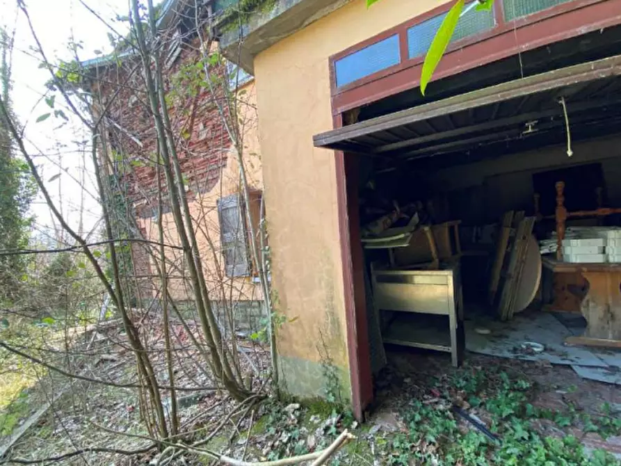 Immagine 6 di Villa in vendita  in via Ronchidos a Gaggio Montano