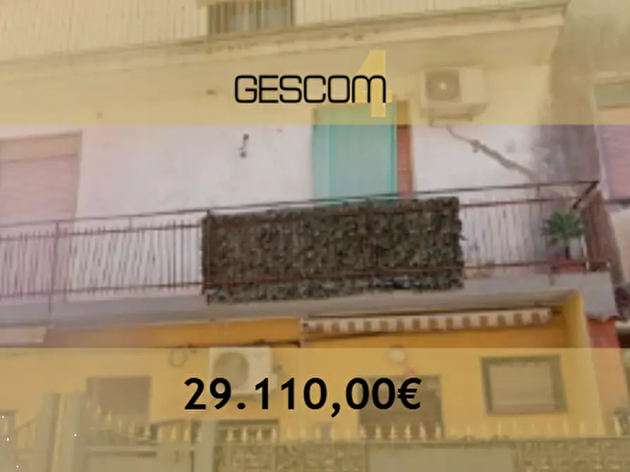 Immagine 1 di Appartamento in vendita  in Via del Tarocco a Catania