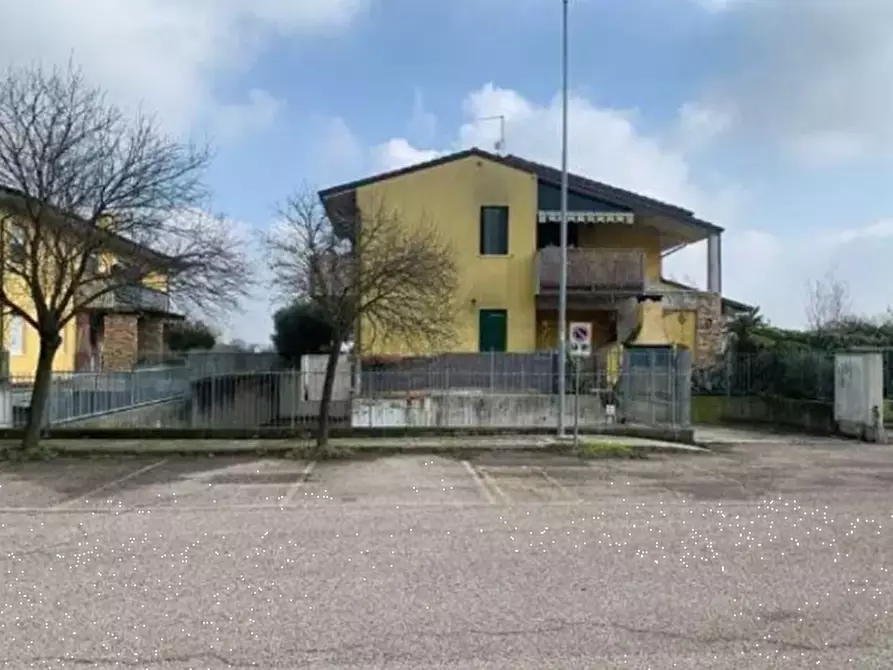 Immagine 4 di Appartamento in vendita  in via Ines Cara a Nogara
