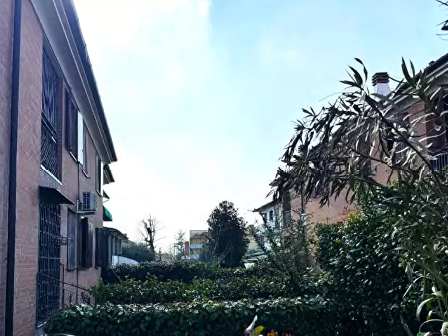 Immagine 7 di Appartamento in vendita  in via Galisano a Medicina
