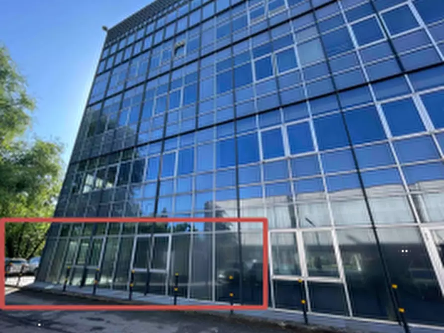 Immagine 2 di Capannone industriale in vendita  in Via Vecchia Ferriera a Vicenza