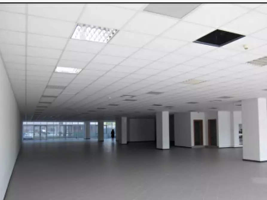 Immagine 14 di Capannone industriale in vendita  in Via Vecchia Ferriera a Vicenza