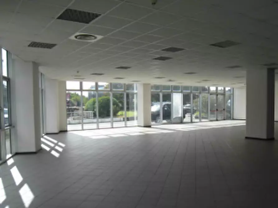 Immagine 15 di Capannone industriale in vendita  in Via Vecchia Ferriera a Vicenza