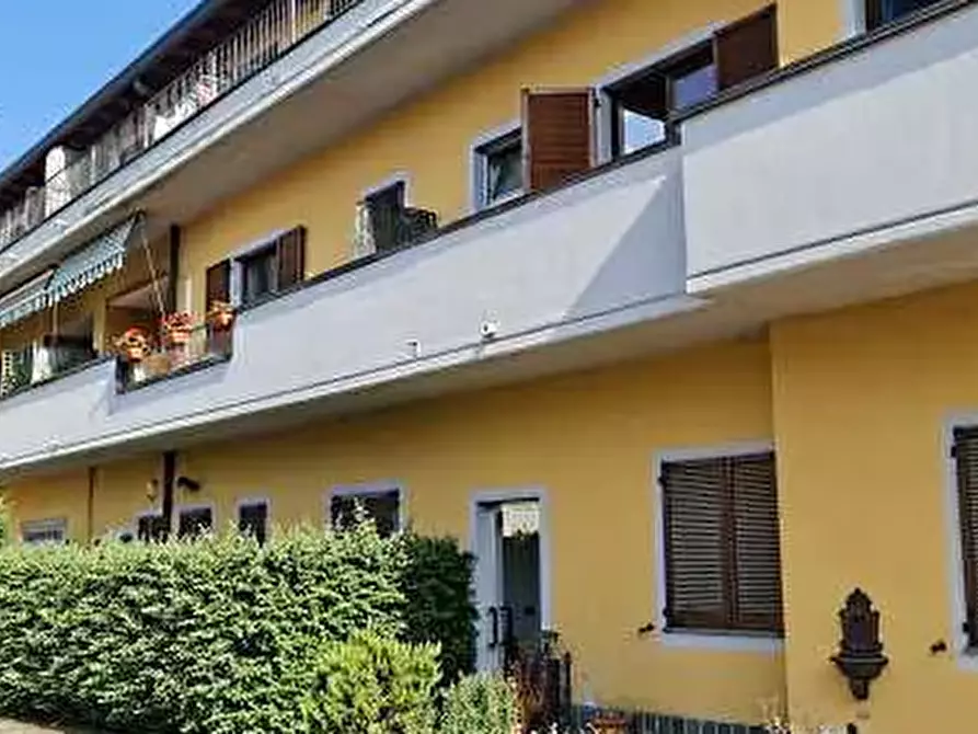 Immagine 2 di Appartamento in vendita  in Via Liberazione a Cesano Maderno