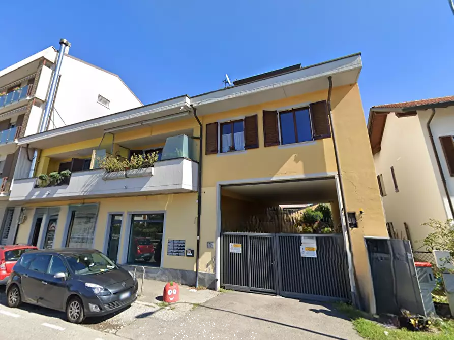 Immagine 6 di Appartamento in vendita  in Via Liberazione a Cesano Maderno