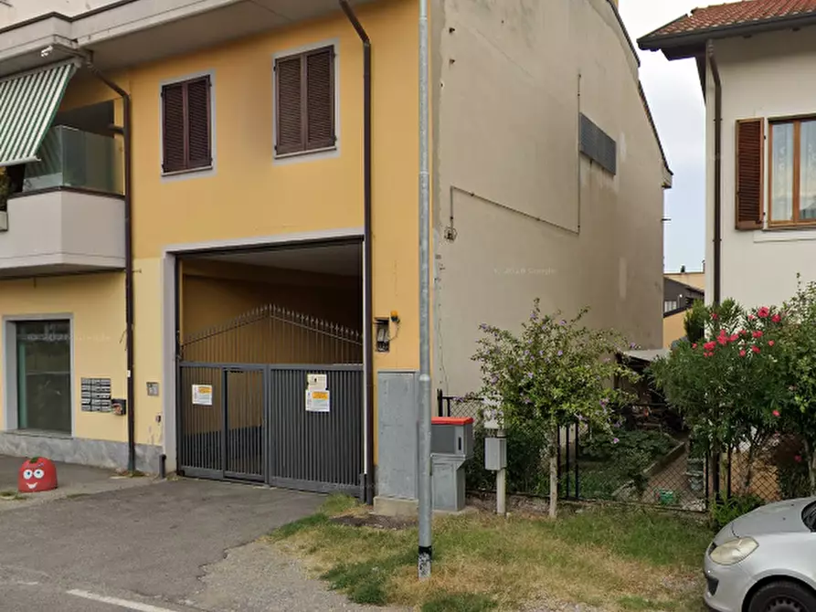 Immagine 8 di Appartamento in vendita  in Via Liberazione a Cesano Maderno