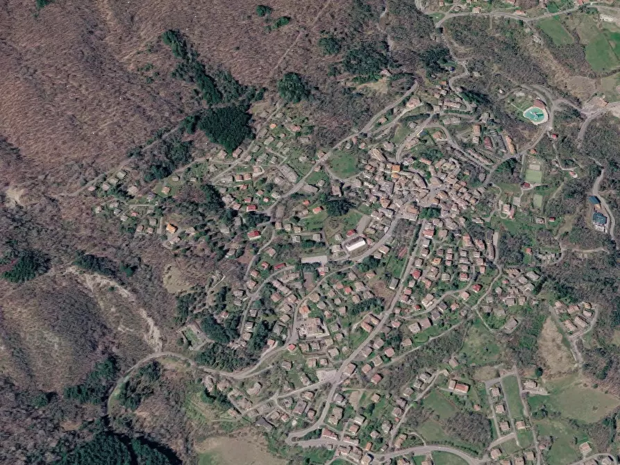 Immagine 8 di Appartamento in vendita  in via Panoramica a Lizzano In Belvedere