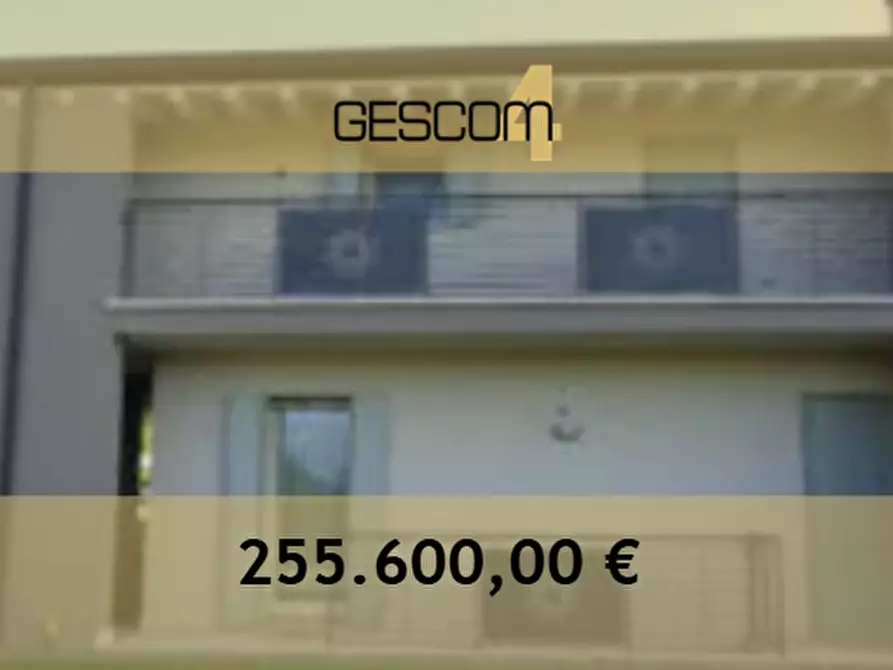 Immagine 1 di Villa in vendita  in Via Avenali a Riese Pio x