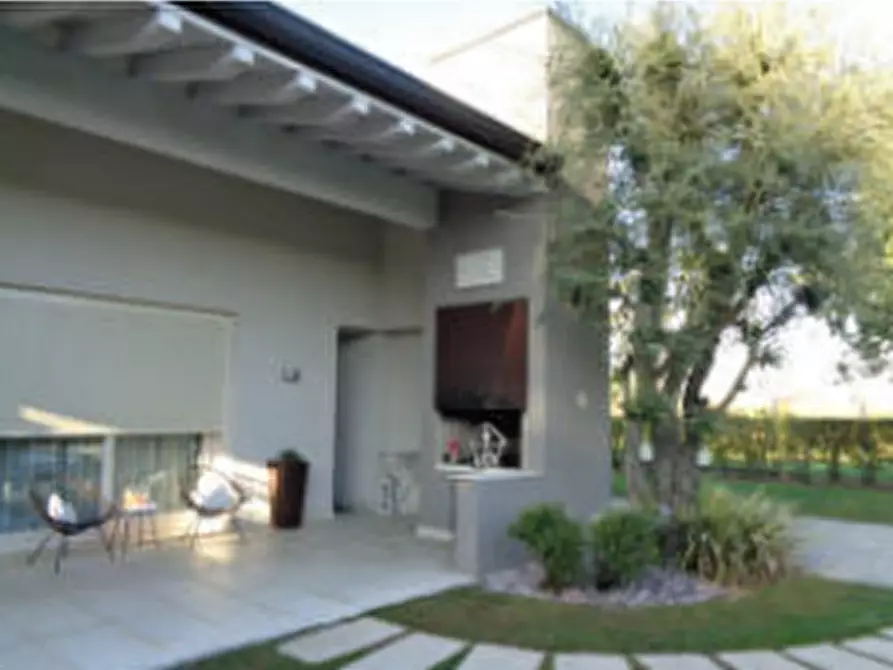 Immagine 5 di Villa in vendita  in Via Avenali a Riese Pio x