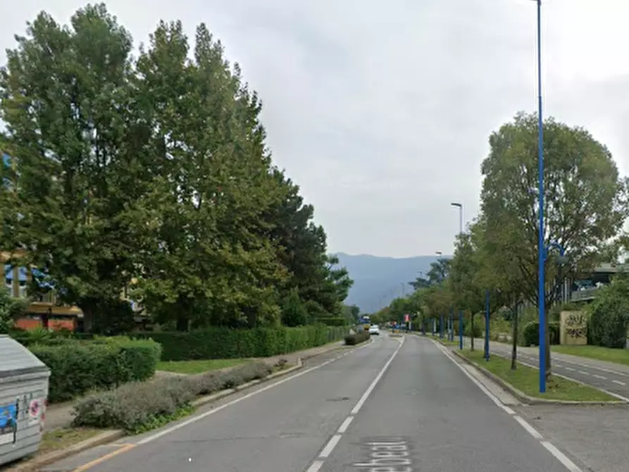 Immagine 3 di Appartamento in vendita  in via del Molino  a Brescia