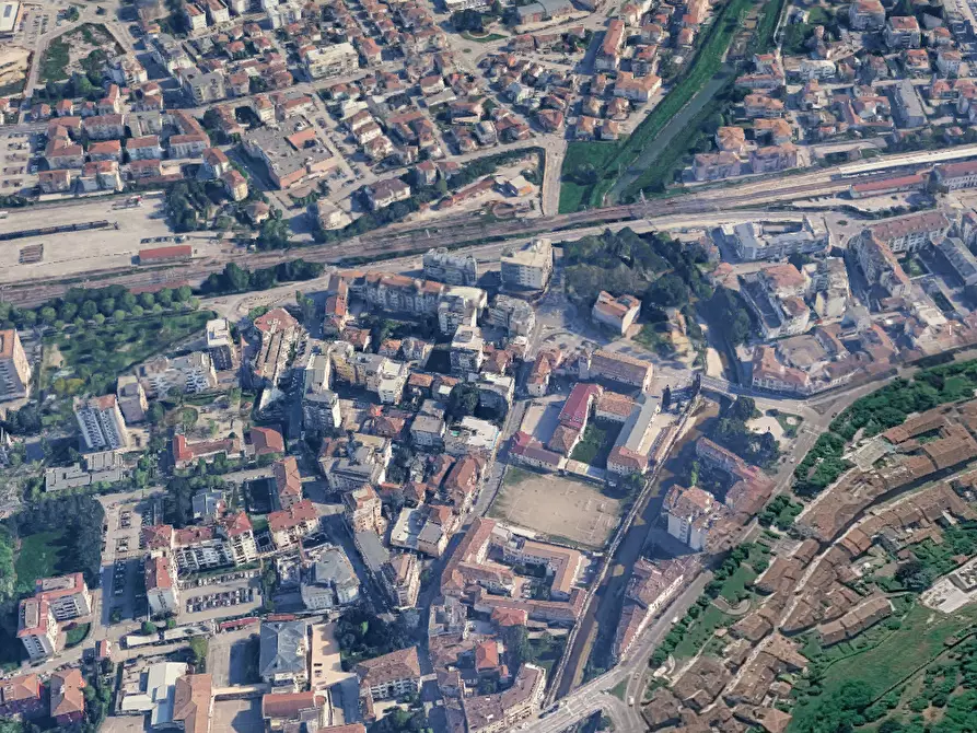 Immagine 7 di Negozio in vendita  in  Via Francesco Fenzi a Conegliano