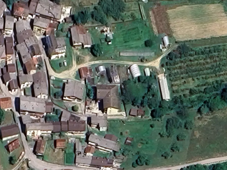 Immagine 19 di Casa indipendente in vendita  in Via Ramen a Sovramonte