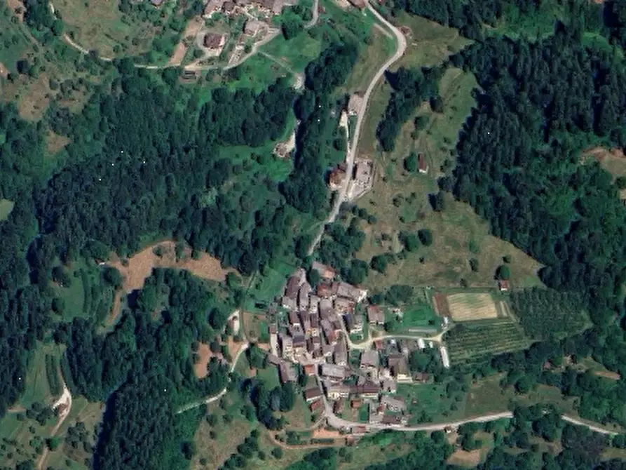 Immagine 34 di Casa indipendente in vendita  in Via Ramen a Sovramonte