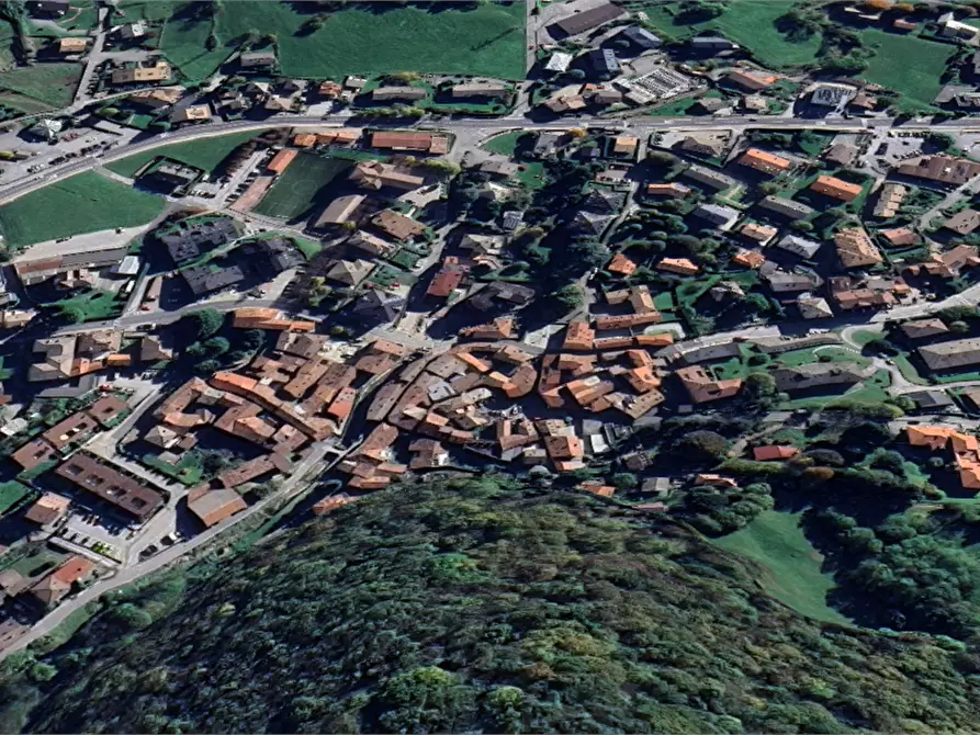 Immagine 7 di Appartamento in vendita  in Via Dante Alighieri a Ballabio