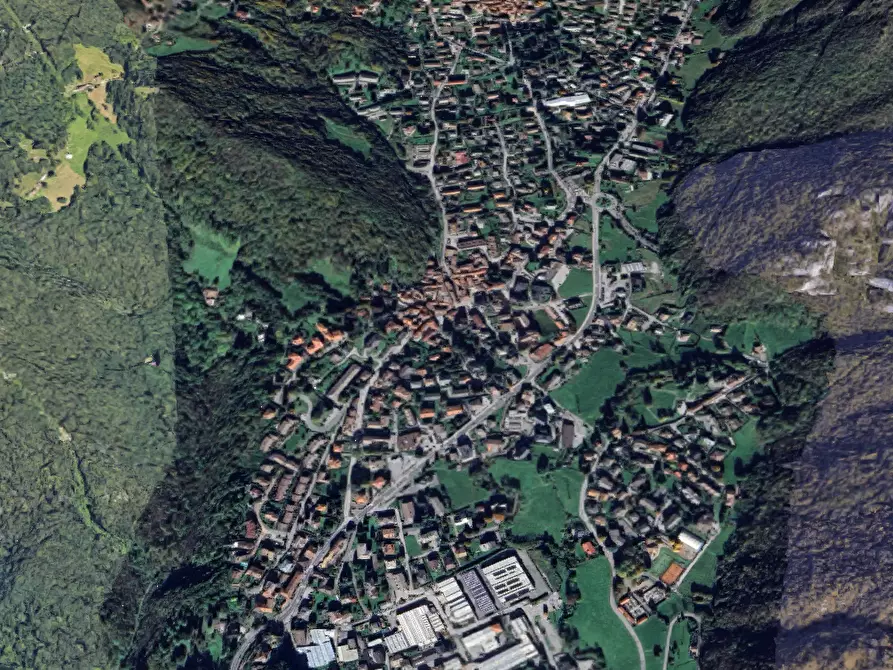 Immagine 8 di Appartamento in vendita  in Via Dante Alighieri a Ballabio