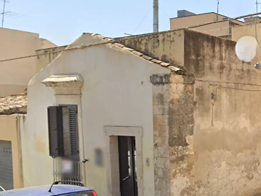 Immagine 16 di Porzione di casa in vendita  in Via Ruggero Settimo a Noto