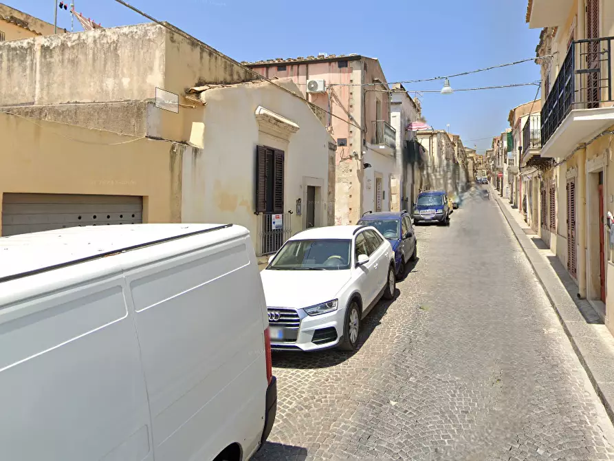 Immagine 17 di Porzione di casa in vendita  in Via Ruggero Settimo a Noto