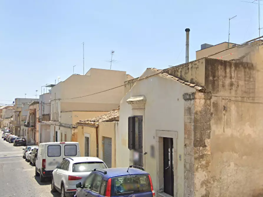 Immagine 18 di Porzione di casa in vendita  in Via Ruggero Settimo a Noto