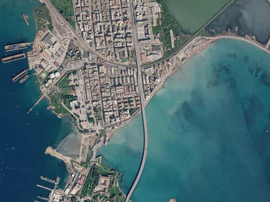 Immagine 15 di Appartamento in vendita  in Via Giovanni Lavaggi a Augusta